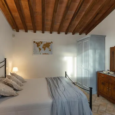 Casale Il Moro By Vacavilla Villa