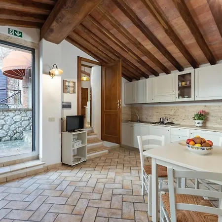 Casale Il Moro By Vacavilla Villa *